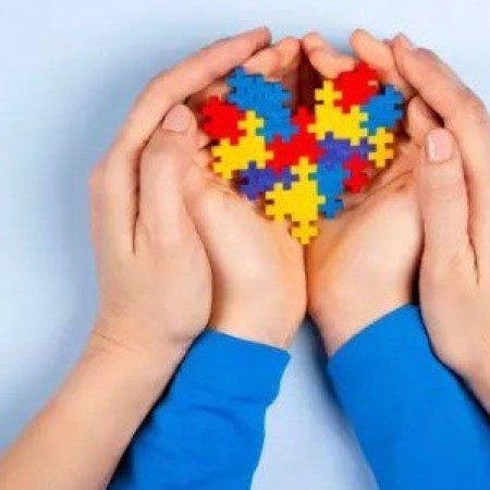 Entra em vigor lei que cria fila priorit�ria virtual para autistas e pessoas com defici�ncia