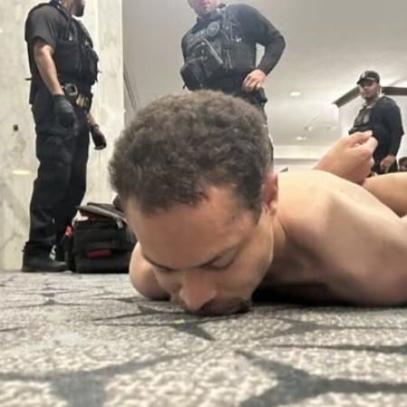 Trump � retirado de jantar ap�s tiros em hotel nos EUA; suspeito queria atirar em autoridades do governo Trump