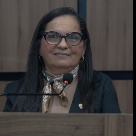 F�tima Boc�o cobra for�a-tarefa para solucionar problemas de infraestrutura de Patos