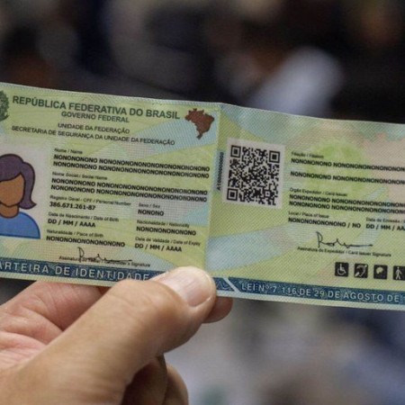 Popula��o tem de fazer agendamento antes para emiss�o do novo RG em Patos