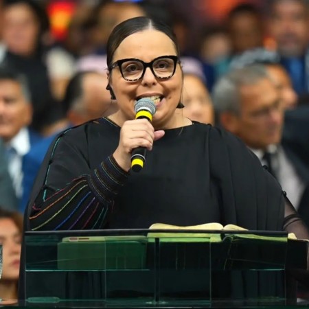 Pastora que viralizou: 'Ataquei a quest�o para despertar pessoas de interpreta��o b�blica errada'