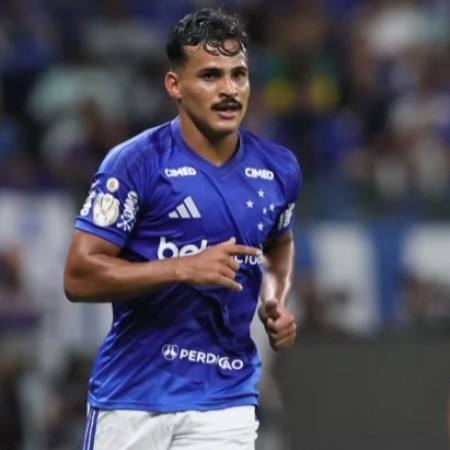 Jardim indica, e Flamengo prepara investida por lateral Kaiki, do Cruzeiro