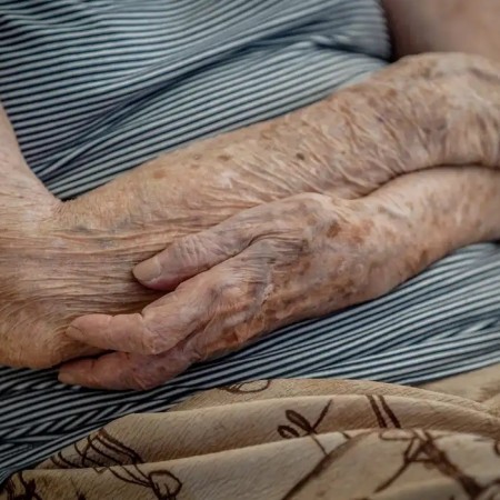 Idoso dado como morto � encontrado com sinais vitais em uma funer�ria