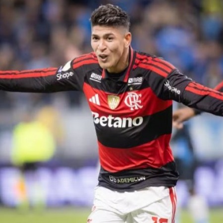 Carrascal � multado pelo Flamengo ap�s expuls�o contra o Palmeiras