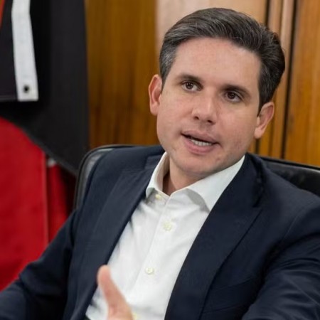 [V�DEO] Hugo Motta diz que fim da 6x1 ser� a primeira reforma a melhorar a qualidade de vida no Brasil