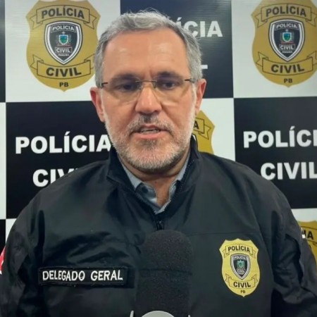 Delegado-geral chama policiais presos em opera��o de 'traficantes' e diz que crime n�o ser� tolerado na pol�cia