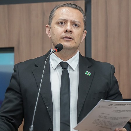 Josm Oliveira afirma no ter interesse em integrar a base do prefeito Nabor, aps convite de lder
