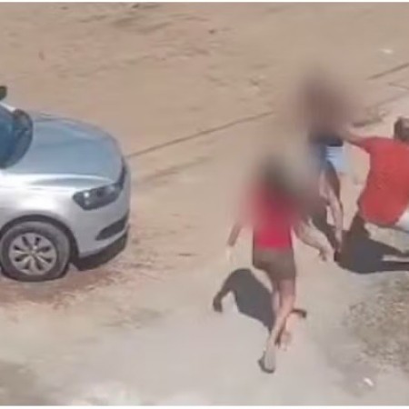 Homem gravado agredindo esposa e filha em Sap  identificado pela polcia