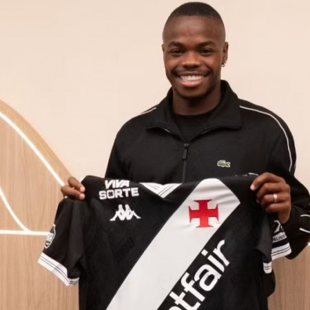 Gmez desembarca no Rio para fechar com o Vasco: 'Sou um jogador que desequilibra'