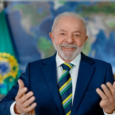 Lula defende soberania e democracia em pronunciamento do 7 de Setembro