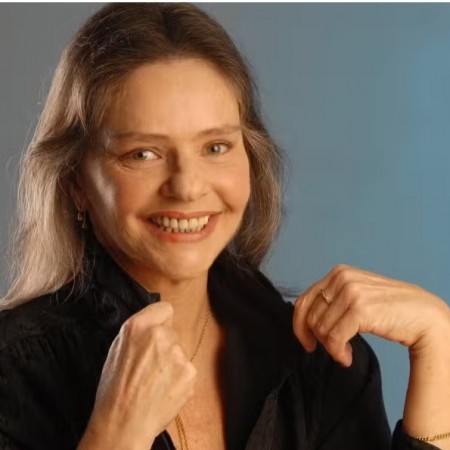 Morre a cantora Angela Ro Ro, aos 75 anos