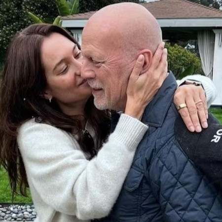 Bruce Willis no consegue mais se comunicar e esposa diz que toma todas as decises 