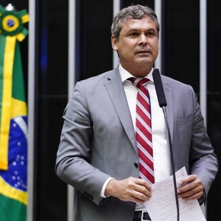 Deputados vo ao STF contra aprovao da PEC da Blindagem na Cmara