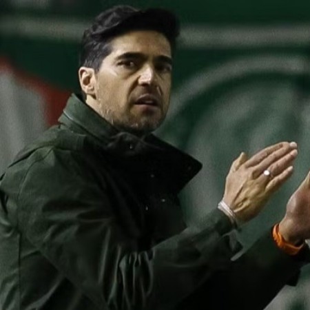 Mudanas de Abel fazem meio de campo do Palmeiras ser protagonista