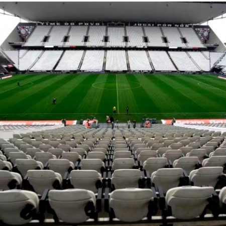 Flamengo encara o Corinthians fora para manter a liderana do Brasileiro