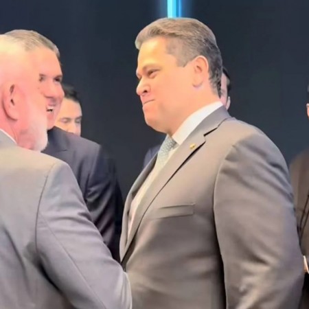 [BASTIDORES] A conversa de Lula, Motta e Alcolumbre na posse de Edson Fachin