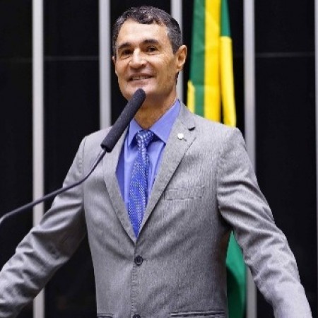 Romero Rodrigues admite possibilidade de apoiar Ccero e Nabor Wanderley