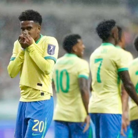 Zico e Romrio veem a Seleo em alta; Cafu diz que Brasil 'vai dar trabalho' na Copa