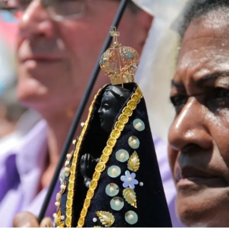 Quais so as explicaes para Nossa Senhora Aparecida ser negra? Entenda