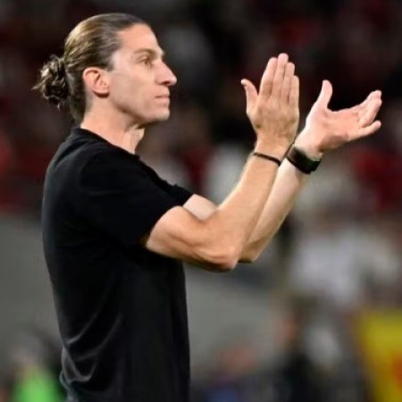 Flamengo: Sal  dvida, e Filipe Lus tem retornos para jogo com o Palmeiras