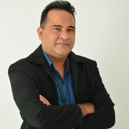 QUINTA, 23 - VOC NO PODE PERDER: A foto da discrdia dos vereadores e o cadeado do Guedes