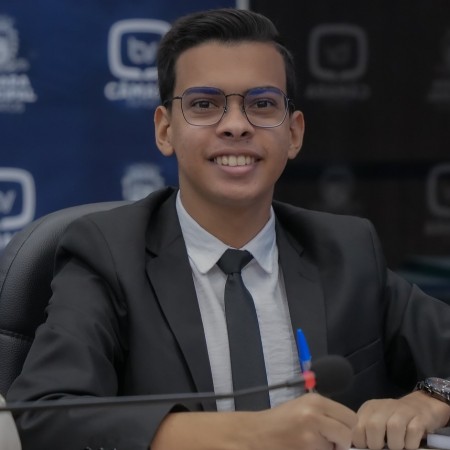 Vereador Jnatas Kaiky sai em defesa da gesto Nabor aps acusaes sobre a educao 
