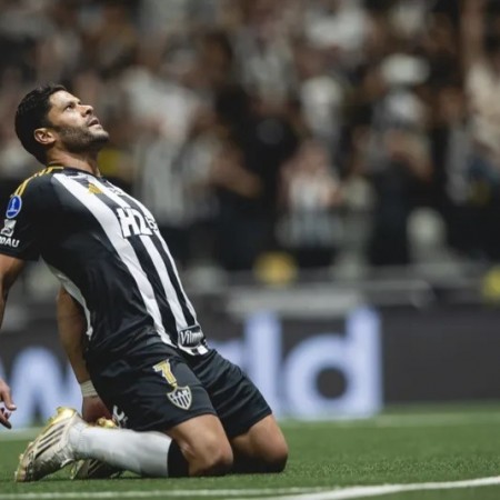 Hulk a um gol dos 500: atacante paraibano se aproxima de marca histrica na carreira