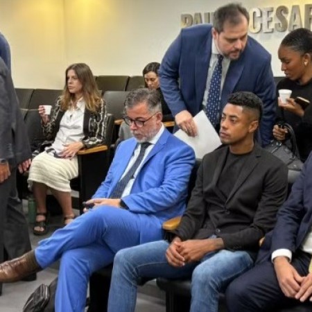 Auditor pede vista, e julgamento de Bruno Henrique ter nova data