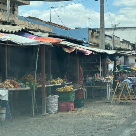 Feira Livre de Patos funcionar no feriado de sbado (15); Mercado Central ser fechado