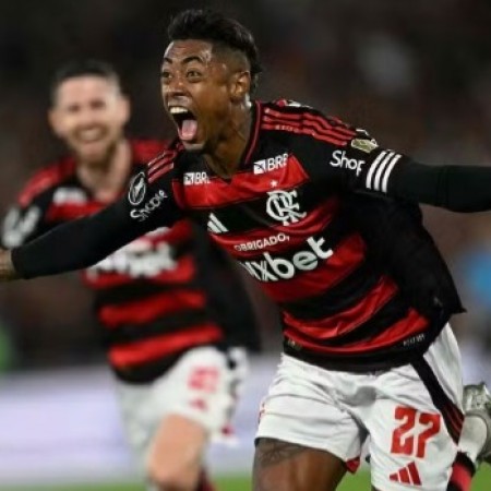 Bruno Henrique  apenas multado pelo STJD e est liberado para jogar