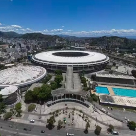 Flamengo faz clssico contra o Fluminense na briga por se manter lder