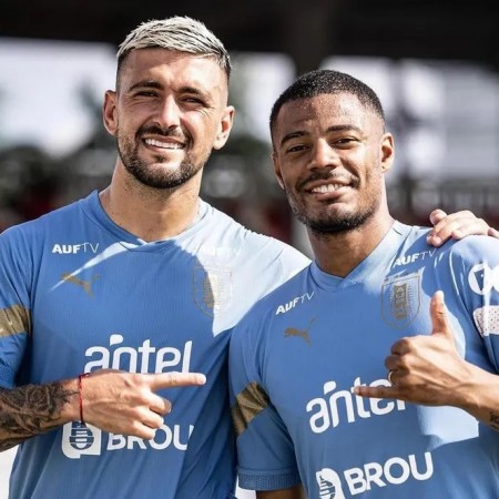 Condio fsica coloca futuro de De la Cruz em xeque no Flamengo