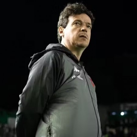 Vasco d respaldo a Diniz em reta final da temporada perto do Z-4; veja razes