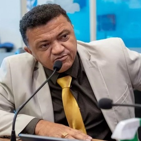 Vereador Dcio Motos pede instalao de teles no Terreiro do Forr para transmisso da final da Libertadores