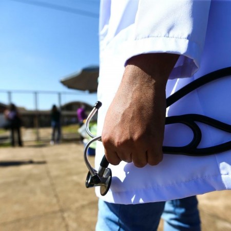 O que  o ProfiMed, exame para mdicos recm-formados aprovado no Senado