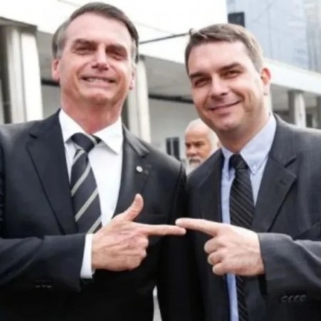 Bolsonaro diz que Flvio ser seu candidato  Presidncia da Repblica. Veja vdeo