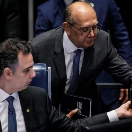 Acordo de bastidores faz Gilmar suspender deciso que dificultou impeachment de ministros