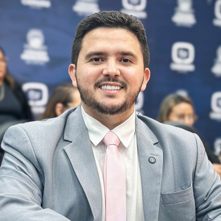 Maikon Minervino diz que usar� integralmente sal�rio de dezembro para compra de cestas b�sicas 