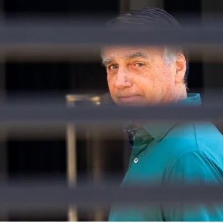 Defesa diz que exame confirmou hrnias em Bolsonaro e refora pedido de cirurgia