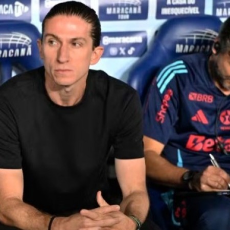 Filipe Lu�s garante 'DNA Flamengo': 'N�o vai ser f�cil, mas � poss�vel'