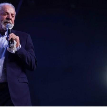 Lula venceria as elei��es em todos os cen�rios e aparece com 39%, Fl�vio com 23% e Ratinho Jr com 13%, diz Quaest