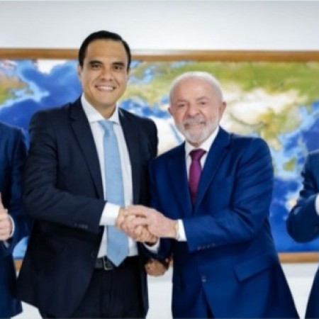 Troca no Turismo sinaliza reaproxima��o de Lula com Hugo Motta