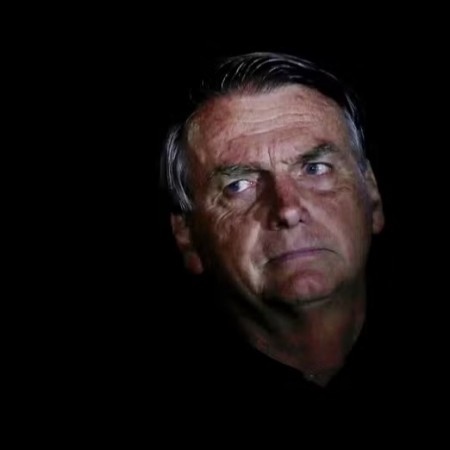 Moraes autoriza cirurgia de Bolsonaro e nega pedido de pris�o domiciliar