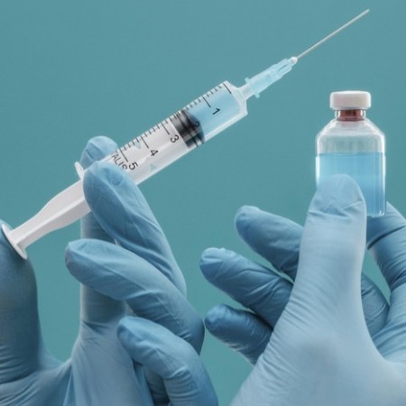 SUS adquire primeiras 3,9 milh�es de doses da vacina 100% nacional contra dengue