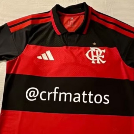 Imagens da nova camisa 1 do Flamengo vazam; veja fotos


