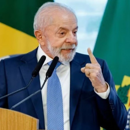 Lula veta integralmente PL que reduz penas de Bolsonaro e condenados por atos golpistas