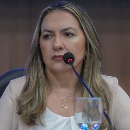 Vereador pede na Justi�a afastamento de Tide Eduardo da presid�ncia da C�mara de Patos; procurador contesta 