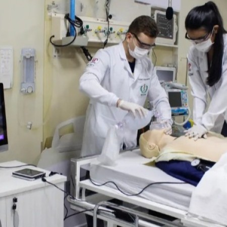 Apenas dois cursos de Medicina da Para�ba se destacam em avalia��es acad�micas dos 9 existentes