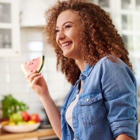 Novo estudo confirma que alimentos ultraprocessados dificultam perda de peso