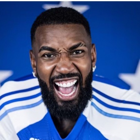 Cruzeiro anuncia a contrata��o do meia Gerson, de 28 anos